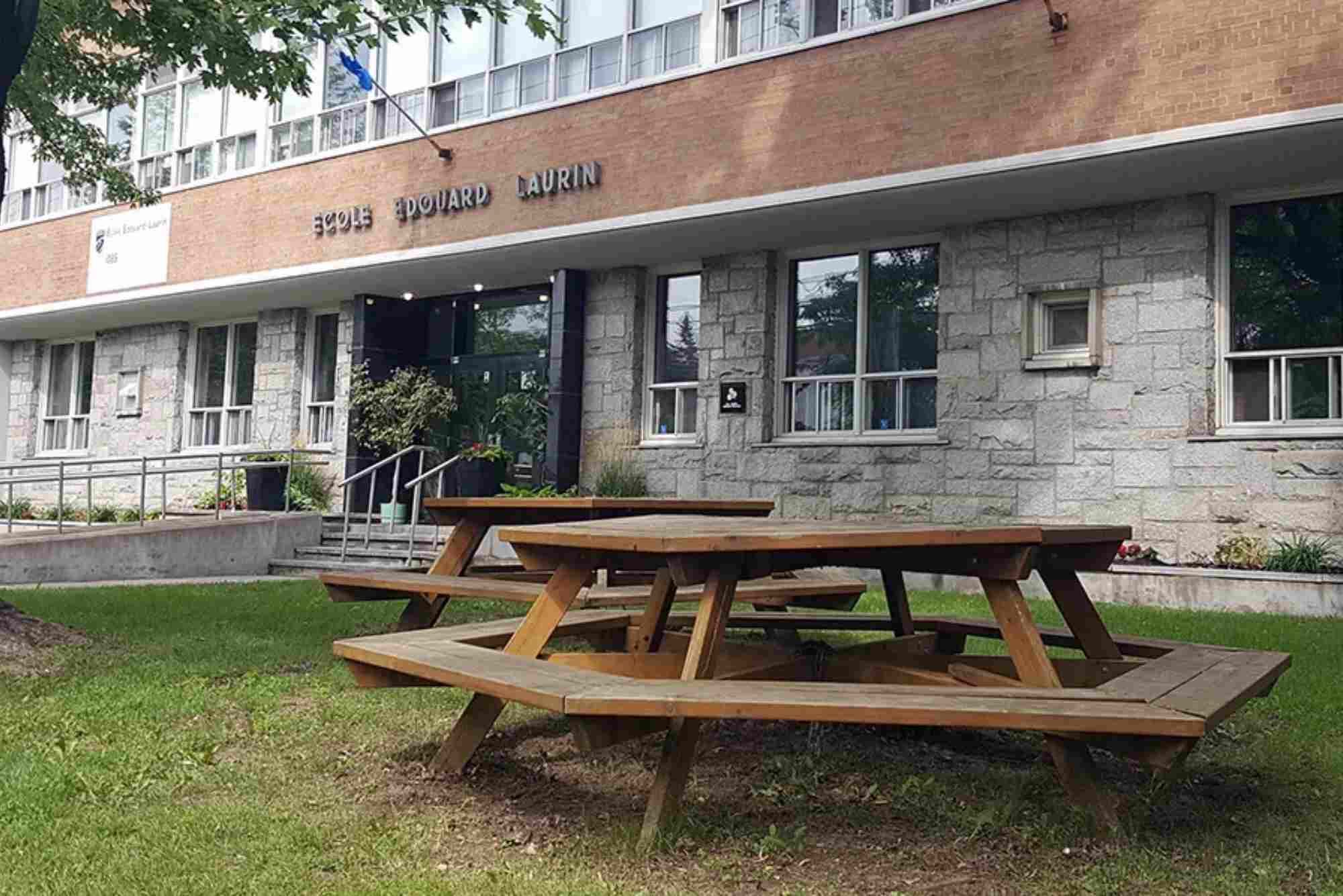 1680 Edouard-Laurin QC H4l2b7 Canada